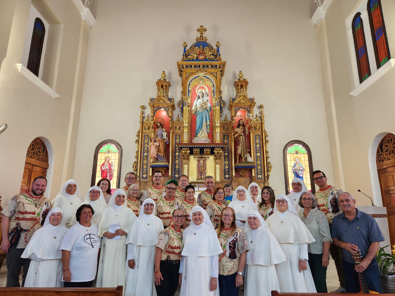 Peregrinos de Cayey con la venerable madre Soledad Sanjurjo Santos, SM